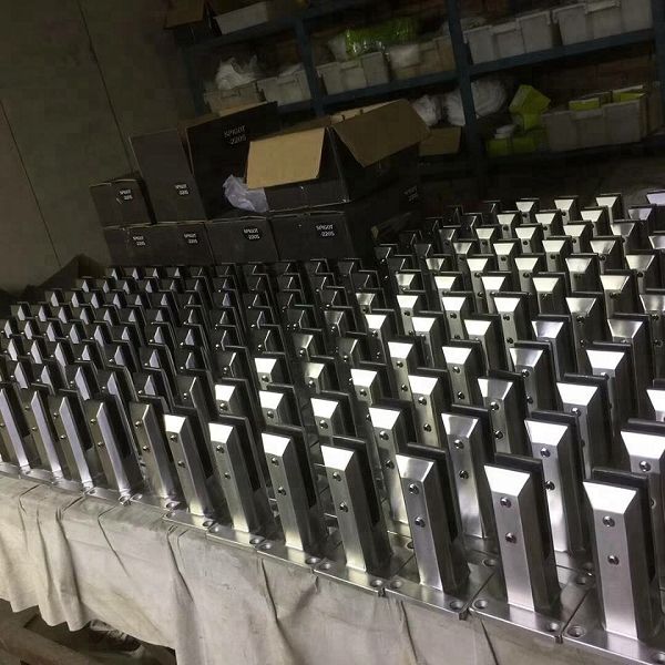 Frameless Glass Pool Spigots manufacturer